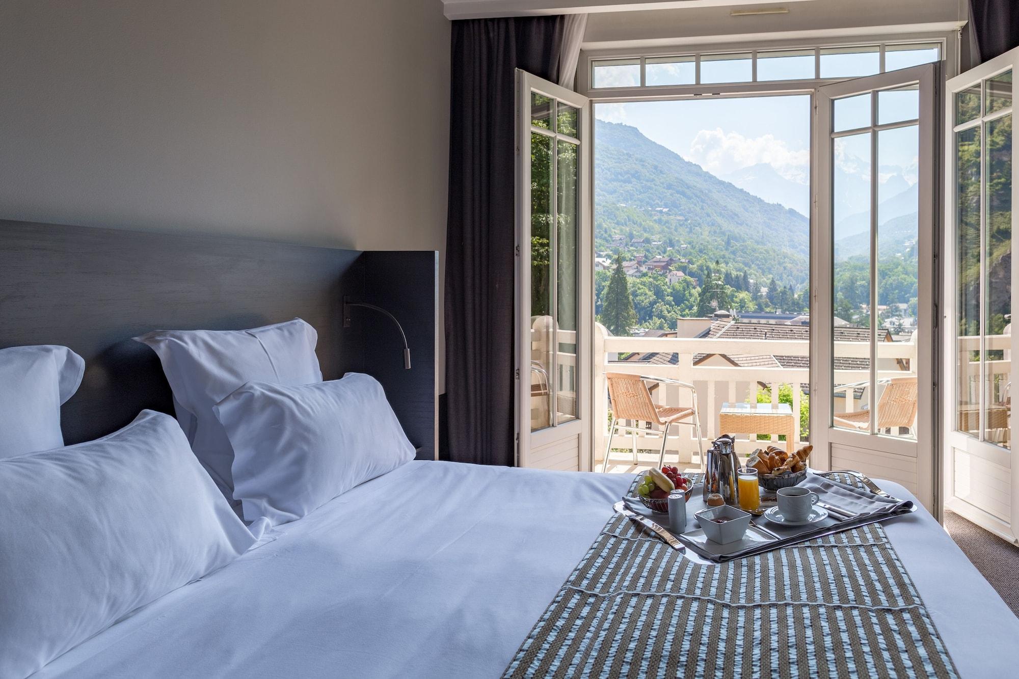 Golf Hotel Brides-les-Bains Exteriör bild