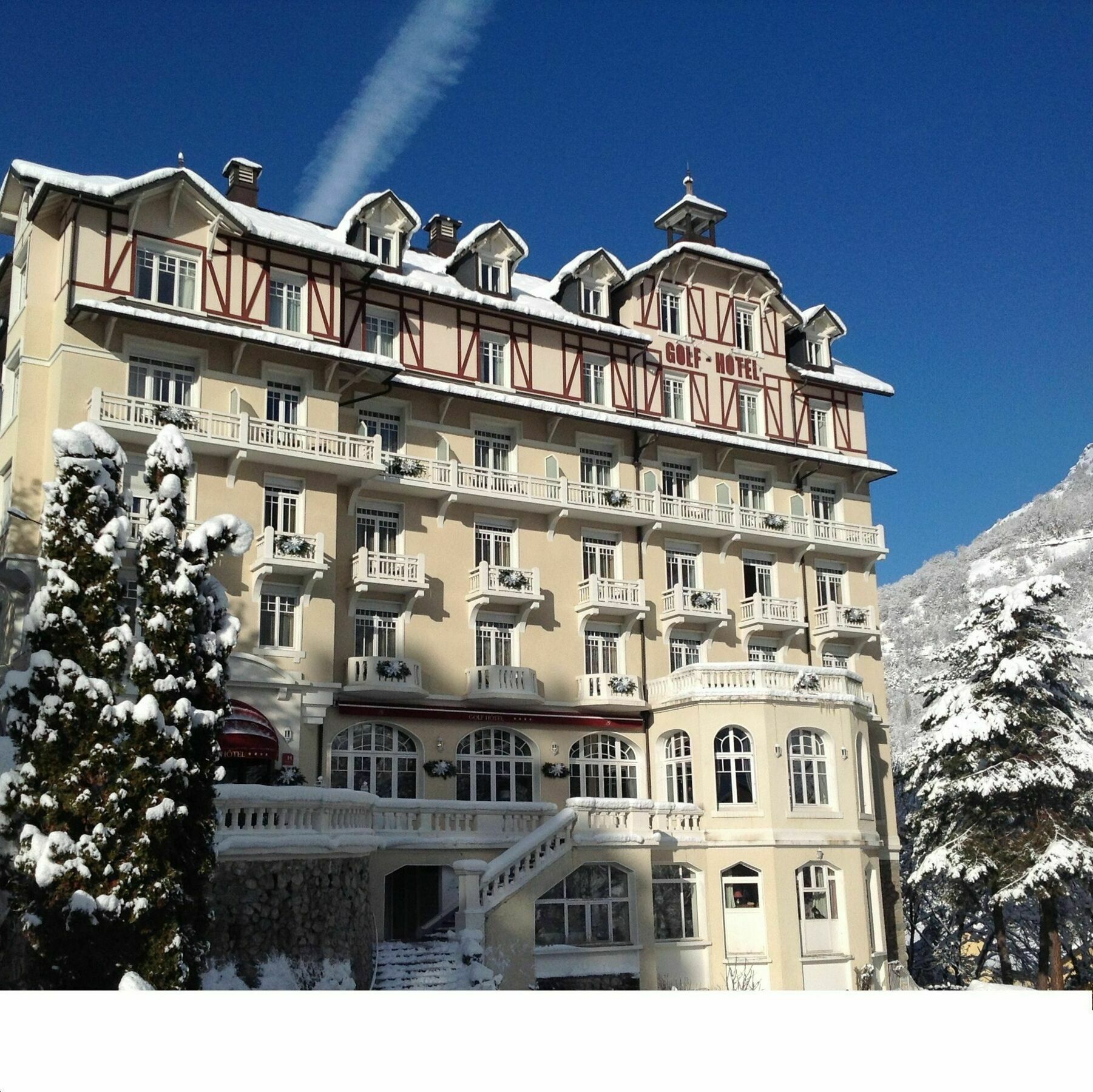 Golf Hotel Brides-les-Bains Exteriör bild